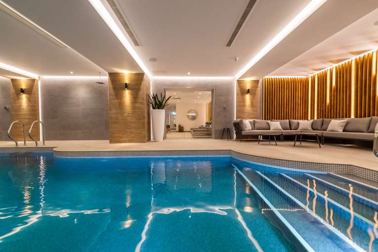 indoor pool 